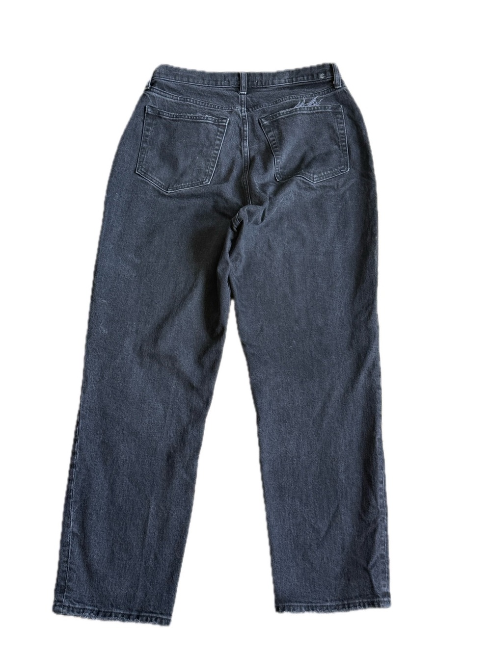 ABERCROMBIE & FITCH | The Dad High-Rise Asymmetrical Waist Jeans in Washed Black - Picture 8 of 11